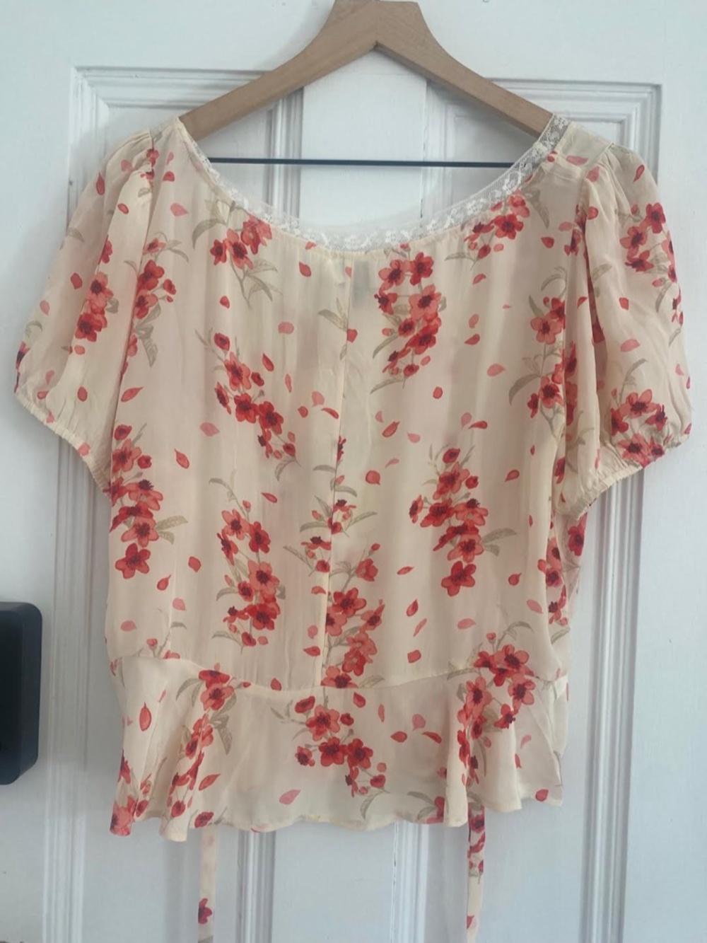 J. Crew x Rouje - White/Red Floral Poet Top - Size 16 - Picture 13 of 16